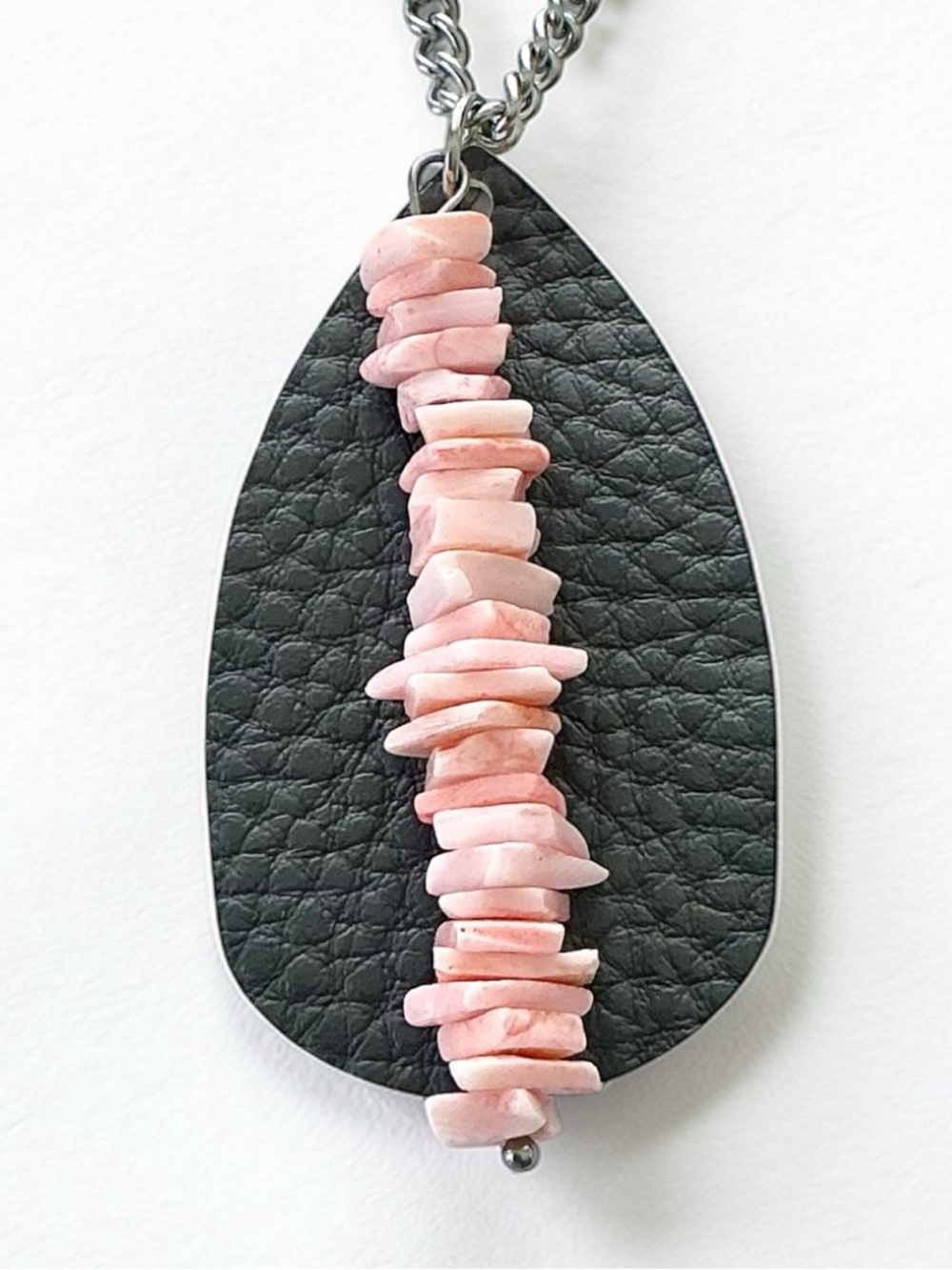 🆕 Gemstones and Faux Leather Pendant Necklace-Stainless Steel